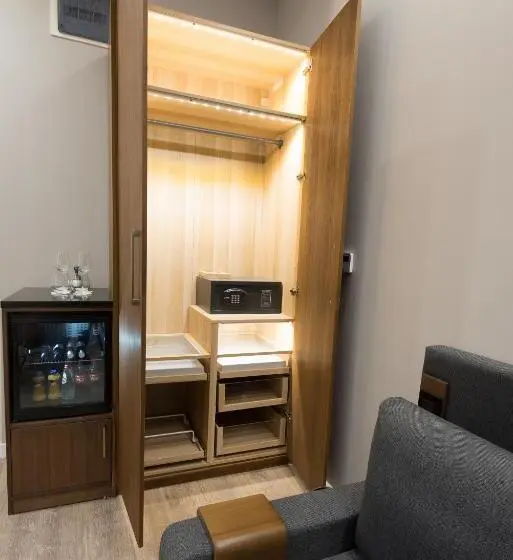 آپارتمان 1 خوابه با چشمانداز باغ, Vila Emilia