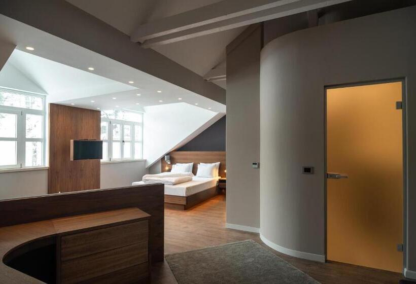 اتاق سوپریور خانوادگی, Vila Emilia