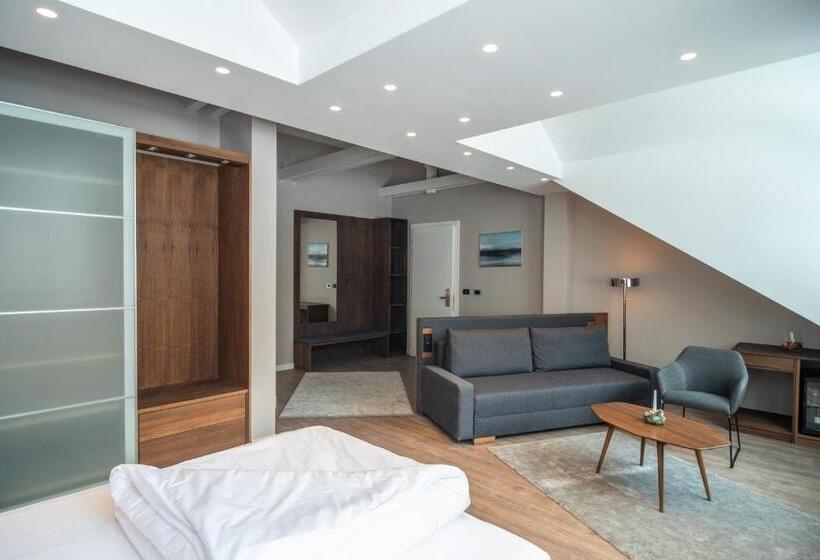 اتاق سوپریور خانوادگی, Vila Emilia