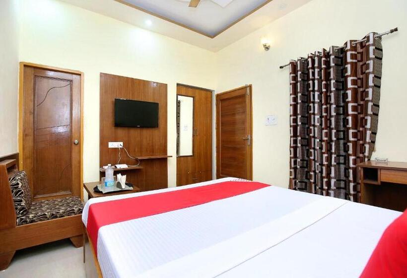 غرفة كلاسيكية ثلاثية, Oyo 23101  Amarpali