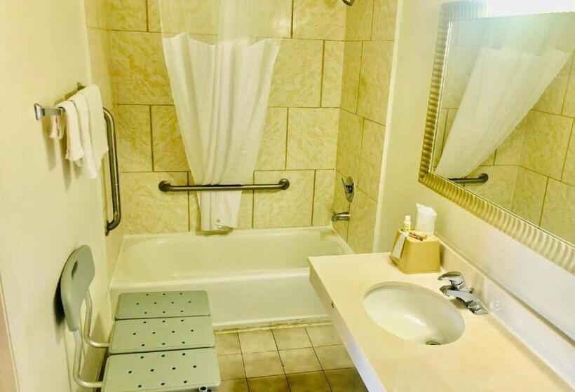 Номер Стандарт Адаптированный для Инвалидов, Royal Inn Richmond Hill Savannah I95