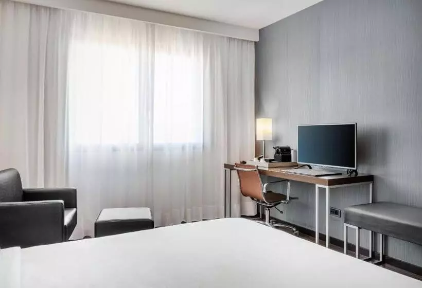 اتاق استاندارد با تخت بزرگ, Ac Hotel Algeciras By Marriott