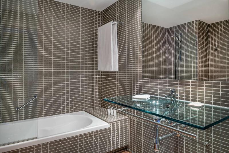 스탠다드 룸 킹사이즈 침대, Ac Hotel Algeciras By Marriott