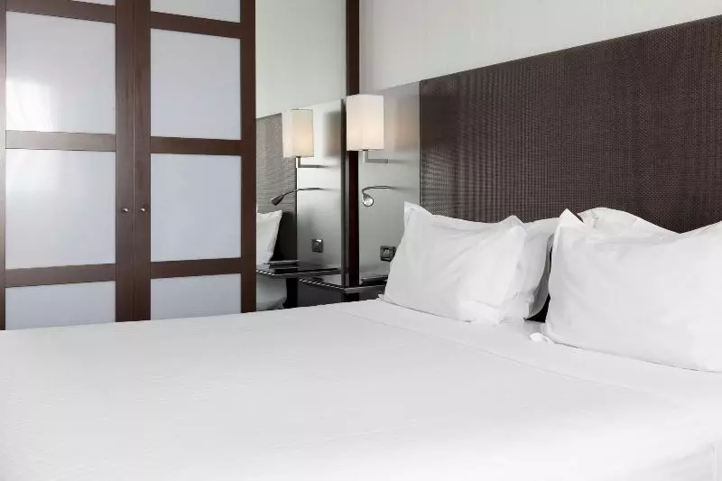 اتاق استاندارد با تخت بزرگ, Ac Hotel Algeciras By Marriott