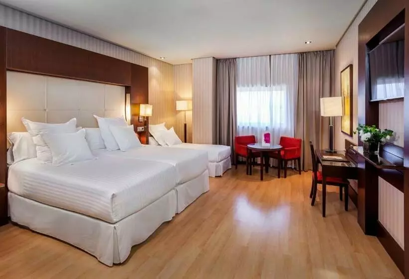 Habitación Triple Superior, Barceló Granada Congress