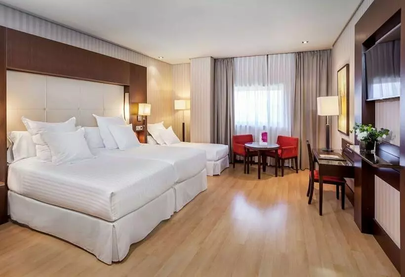 Habitación Triple Superior, Barceló Granada Congress