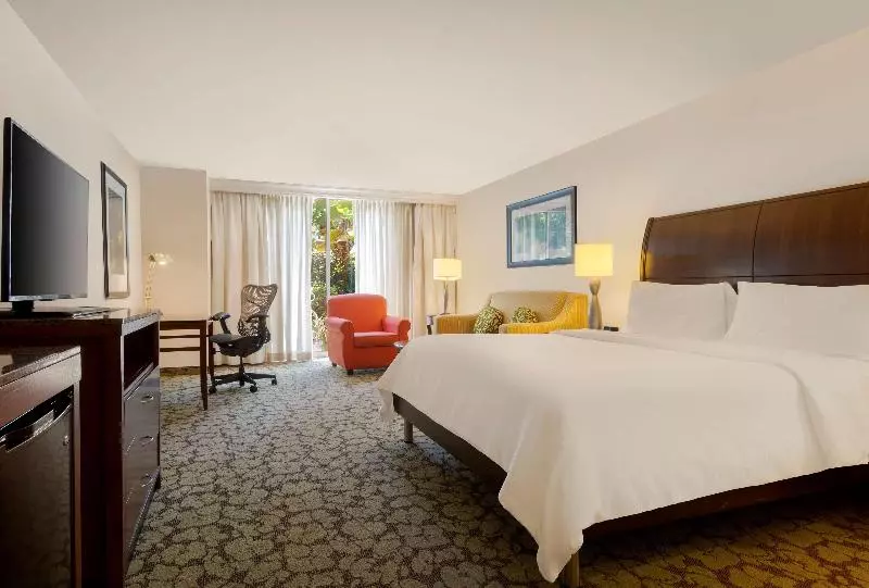 اتاق استاندارد با تخت بزرگ, Hilton Garden Inn Lax  El Segundo