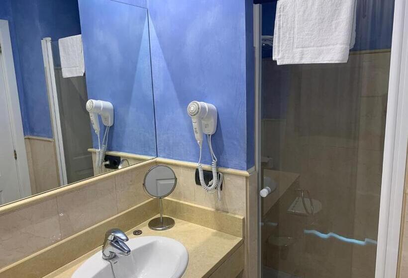 标准间, Marina De Campios