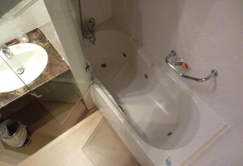 חדר סופריור עם ג'קוזי, Marina De Campios