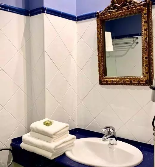 اتاق اکونومی یک تخته, Marina De Campios