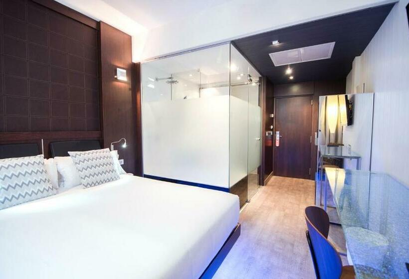 اتاق استاندارد, Petit Palace President Castellana