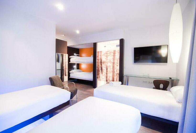 اتاق پنجتخته استاندارد, Petit Palace President Castellana