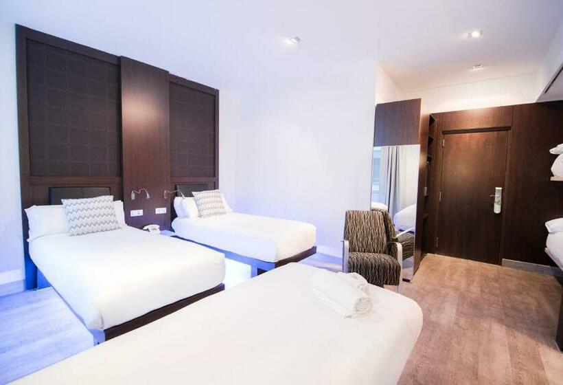 اتاق پنجتخته استاندارد, Petit Palace President Castellana