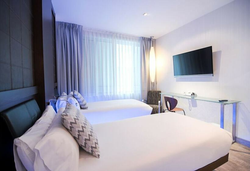 اتاق استاندارد, Petit Palace President Castellana