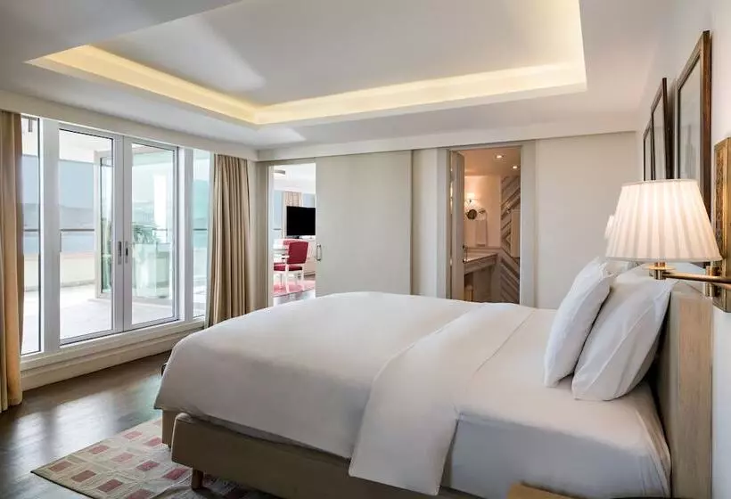 プレジデントスイートルーム, Radisson Blu Bosphorus