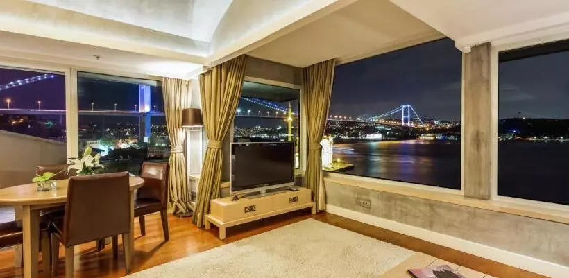 景色の見えるスイートルーム, Radisson Blu Bosphorus