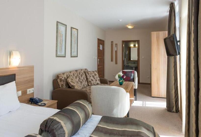 ジュニアスイート, Regata Palace