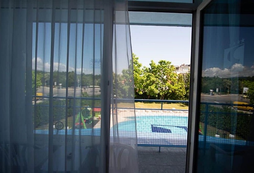 バルコニー付きスタンダードルーム, Regata Palace