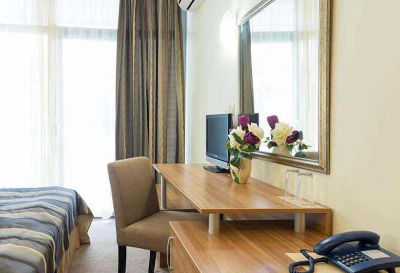 バルコニー付きスタンダードルーム, Regata Palace