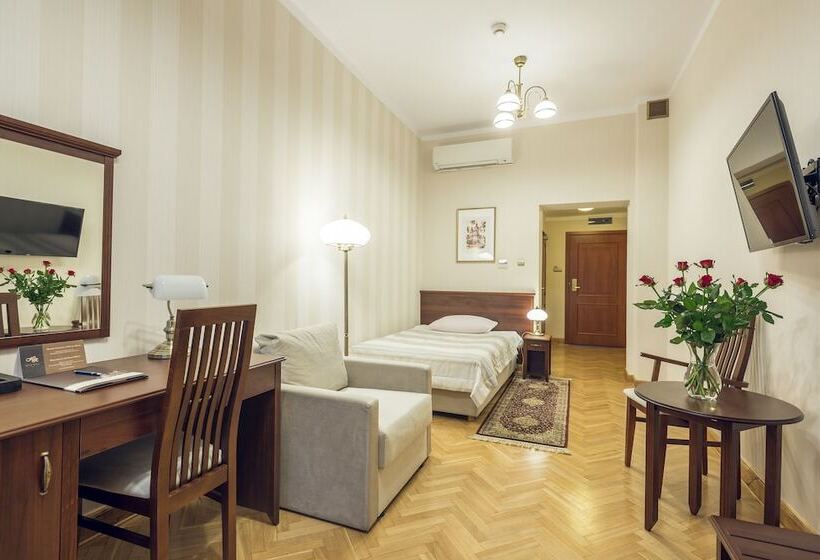 シングルデラックスルーム, Royal