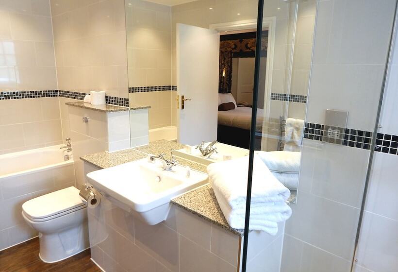 اتاق استاندارد, Tulloch Castle Hotel ‘a Bespoke Hotel’
