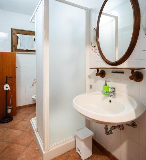 ‫فيلا غرفة نوم واحدة مطلة على الحديقة, Agriturismo Podere Ristella   Wine&food