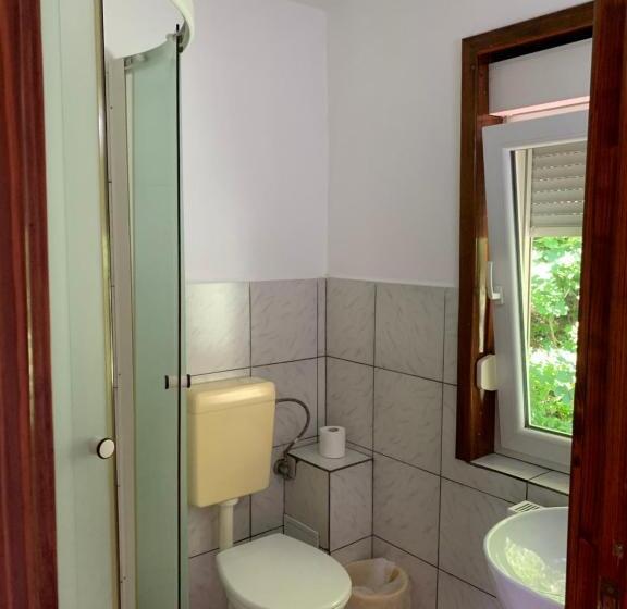 Номер Economy, Vila Thomas