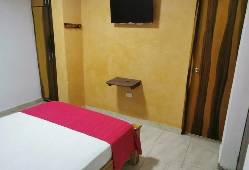 スタンダードルーム, Hostal Casa Roma