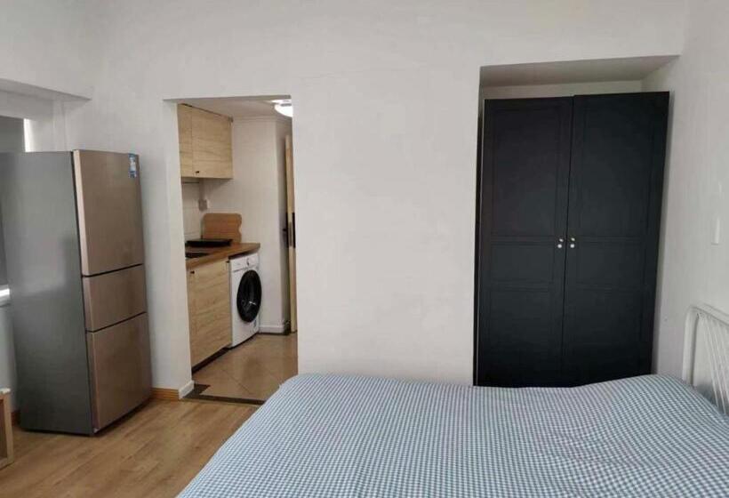 스탠다드 스튜디오, Inestin Shanghai Apt Lujiazui