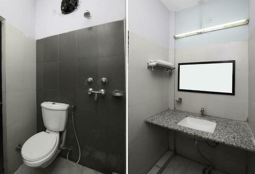 三人经典房间, Oyo 40851 Athithi