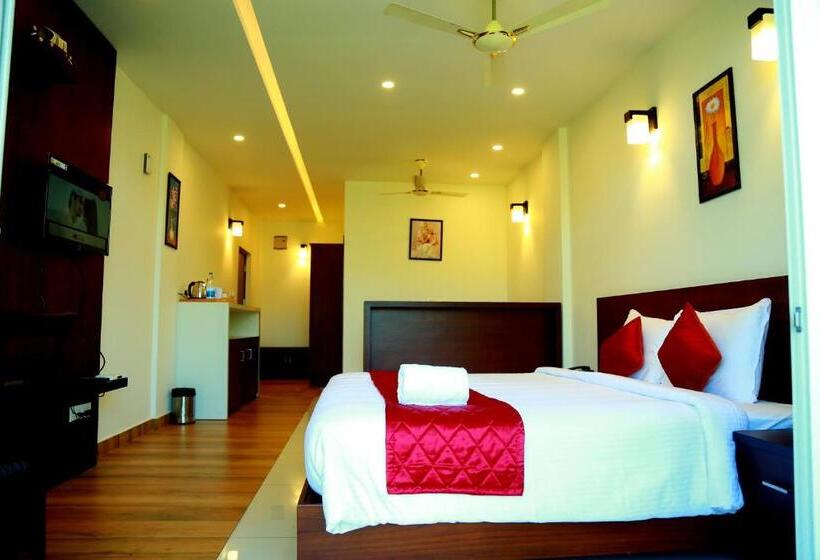 اتاق استاندارد با بالکن, Palmtree Leaf, Munnar