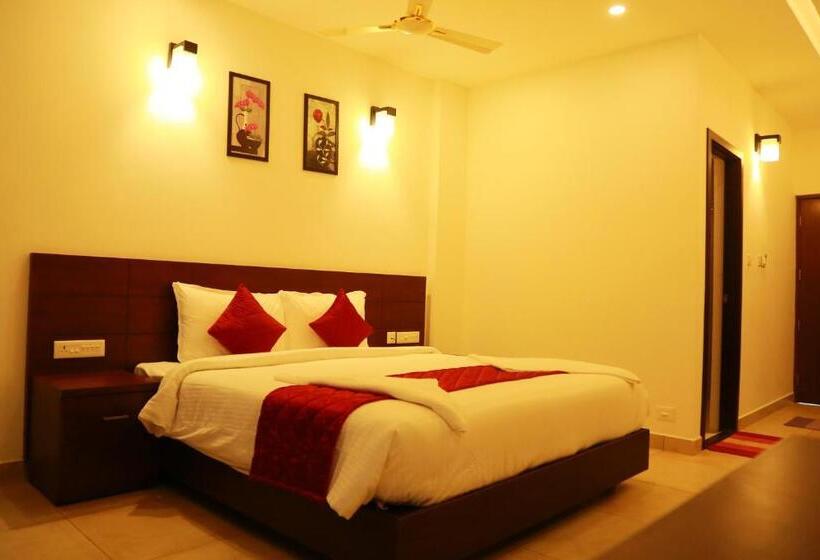 اتاق استاندارد با بالکن, Palmtree Leaf, Munnar