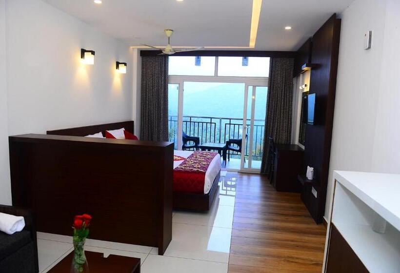 اتاق لوکس با بالکن, Palmtree Leaf, Munnar