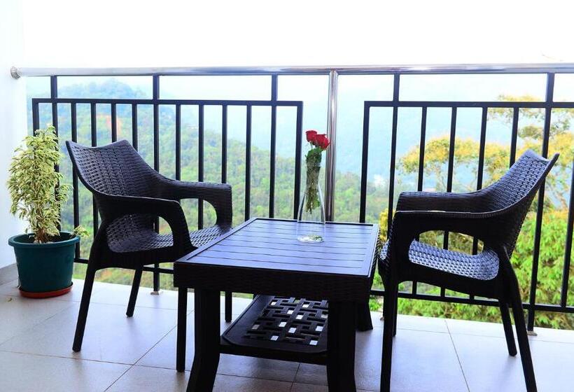 اتاق لوکس با بالکن, Palmtree Leaf, Munnar