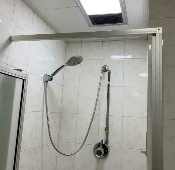 스탠다드 스튜디오, Inestin Shanghai Apt Lujiazui