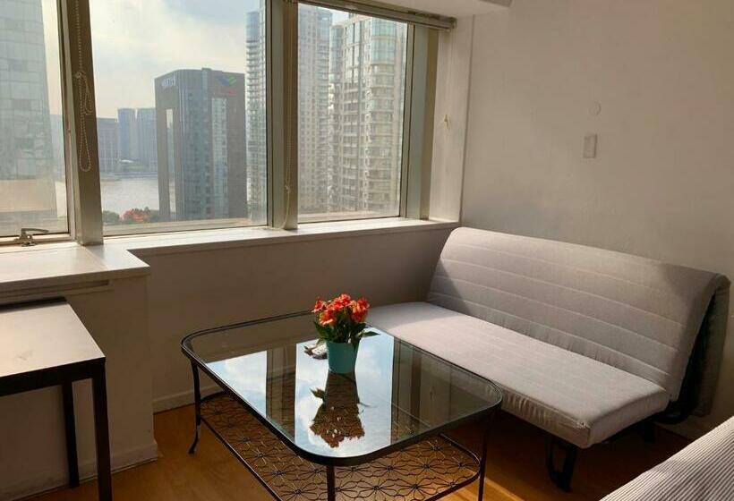 스탠다드 스튜디오, Inestin Shanghai Apt Lujiazui