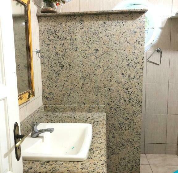 سوئیت با بالکن, O Mar Hospedagem Suítes Privadas