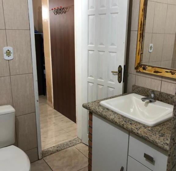 سوئیت با بالکن, O Mar Hospedagem Suítes Privadas