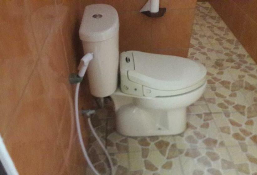 带海景的豪华间, Warung Pantai Bungalows