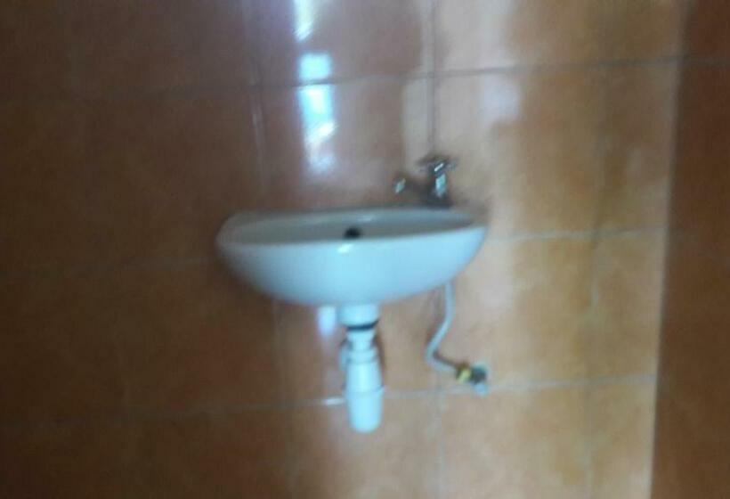 高级大房间, Warung Pantai Bungalows