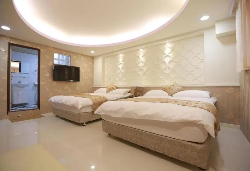 اتاق استاندارد چهار تخته, Good Sleep B&b