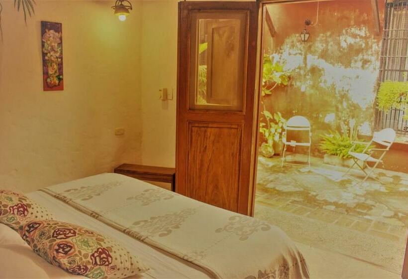 חדר סטנדרט נוף לגינה, Casa Sinning Año1637