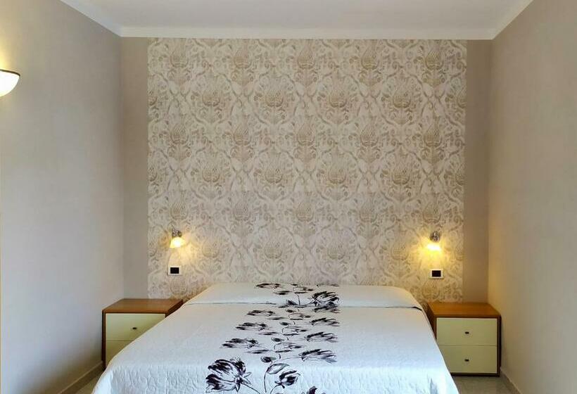 غرفة قياسية, Torre