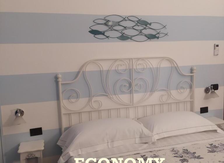 غرفة إقتصادية, Torre