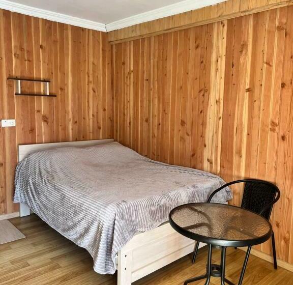 اتاق ساده سه نفره, Guest House Mari