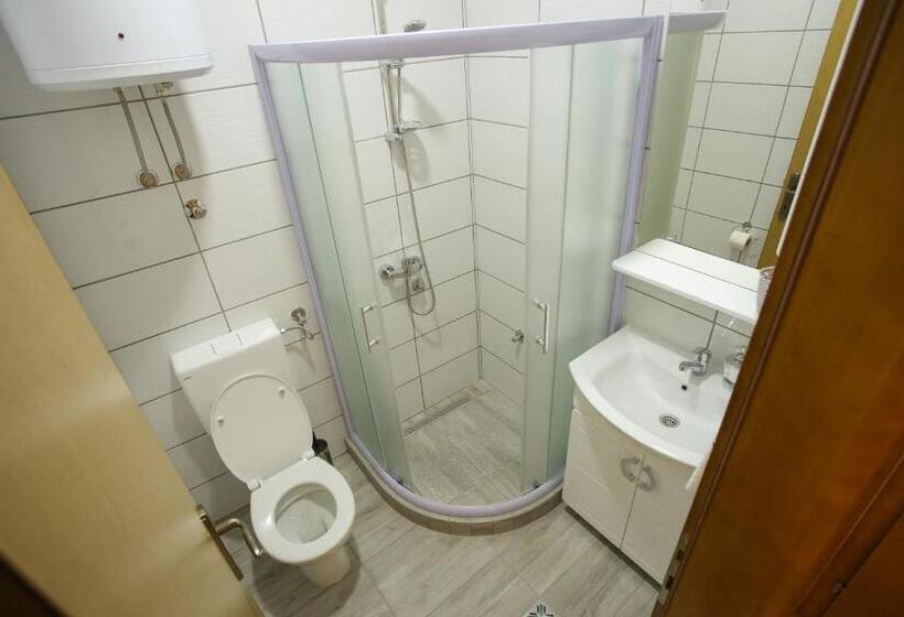 اتاق استاندارد, Guest House Stari