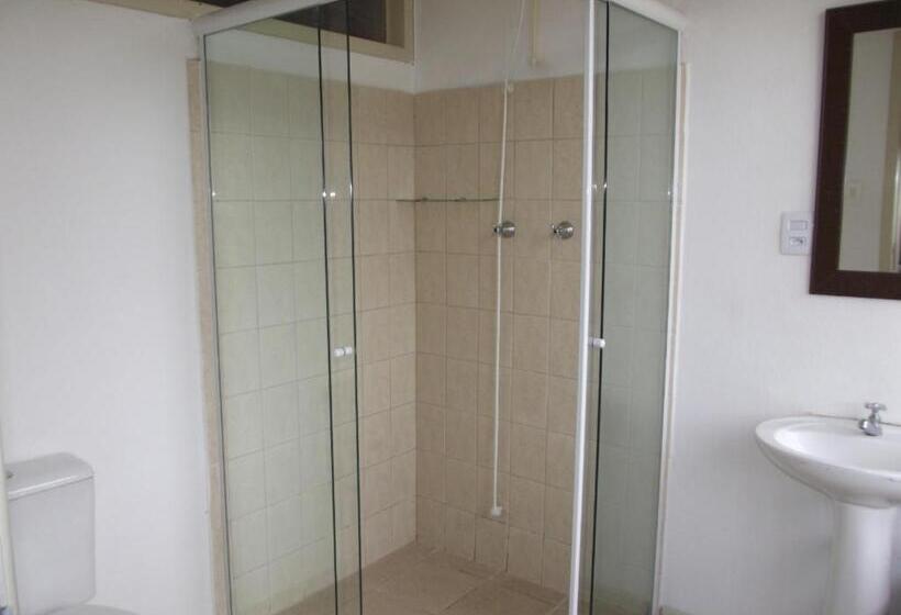 غرفة قياسية ثلاثية, Pousada Max Pomerode