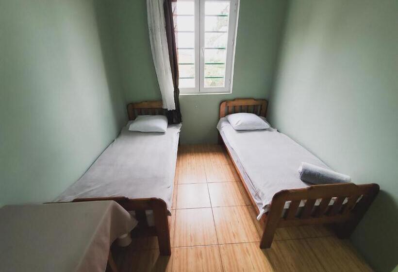 Triple Room Sea View, Ureki House