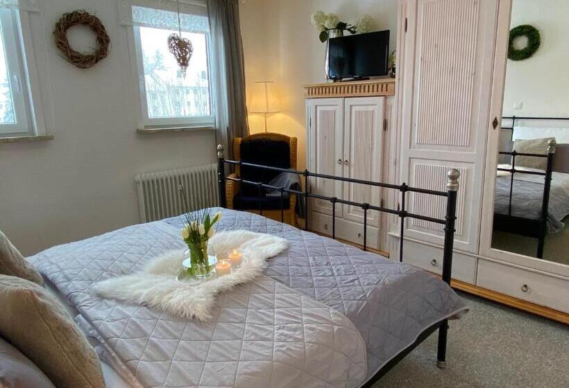 Апартаменты Deluxe 2 Спальни, Pension Haus Am Wald