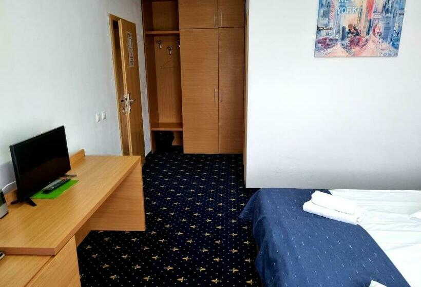 חדר סטנדרט, Pensiunea Riffelt